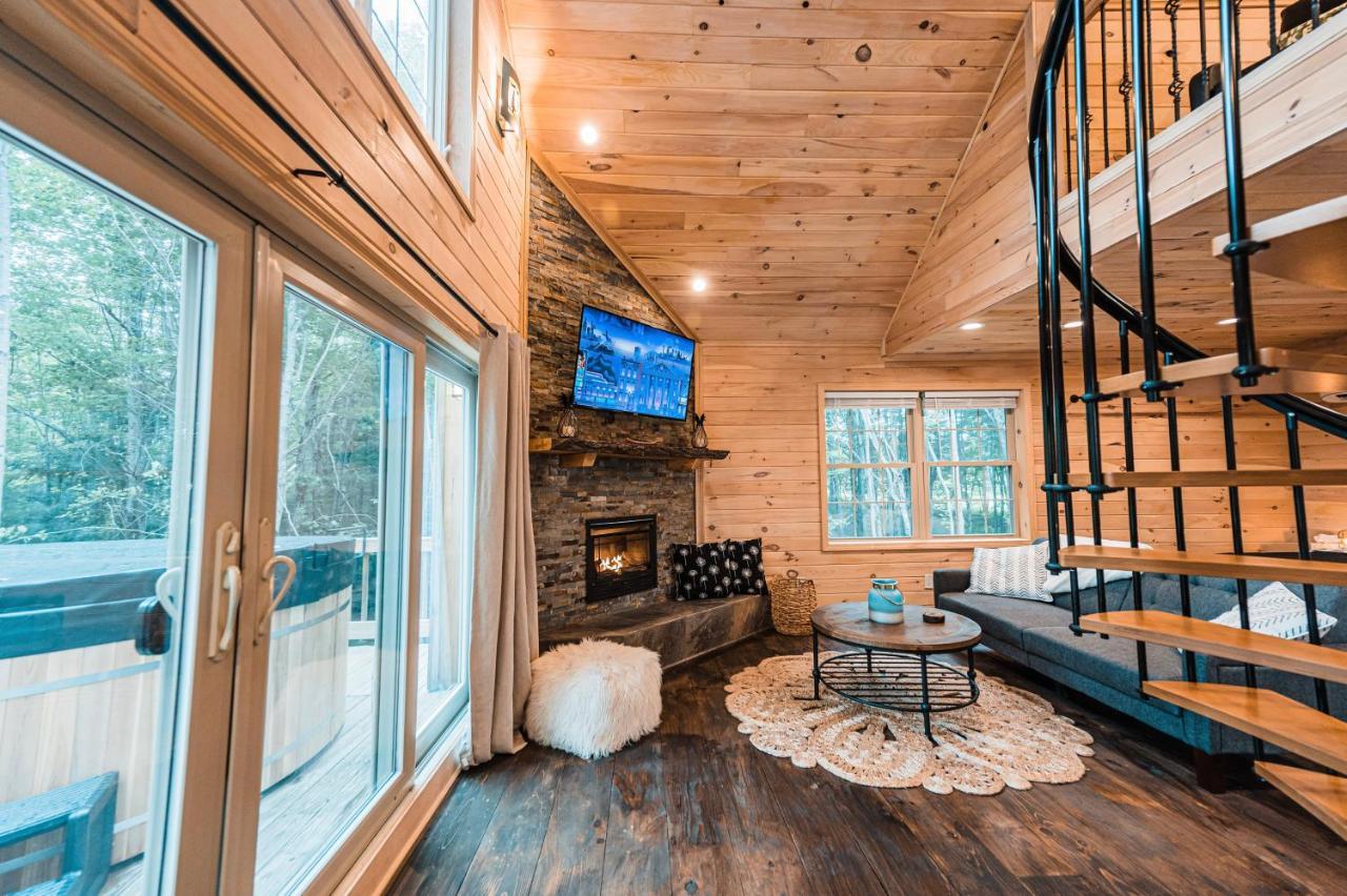 Moonlight Treehouse At Belgrade Hospitality Villa Exterior photo